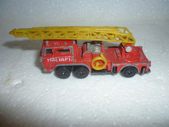 Винтажная Модель авто FIRE ENGINE. PLAYART. .Hong Kong.