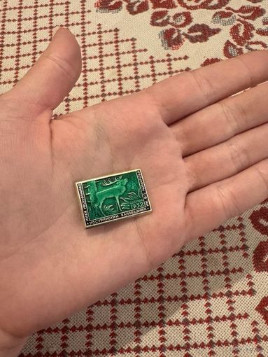 Приморский край Уссурийский заповедник ЗНАЧОК С РУБЛЯ