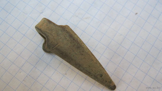 Зацеп на ножны Х.О. конец XVIII - начало XIX в. Литье, бронза.