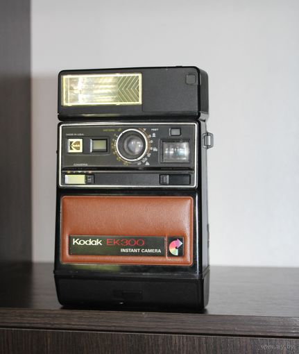 Фотоаппарат Kodak EK 300, INSTANT CAMERA, Америка.