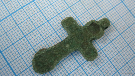 Крестик старинный, нательный. Бронза, литье.