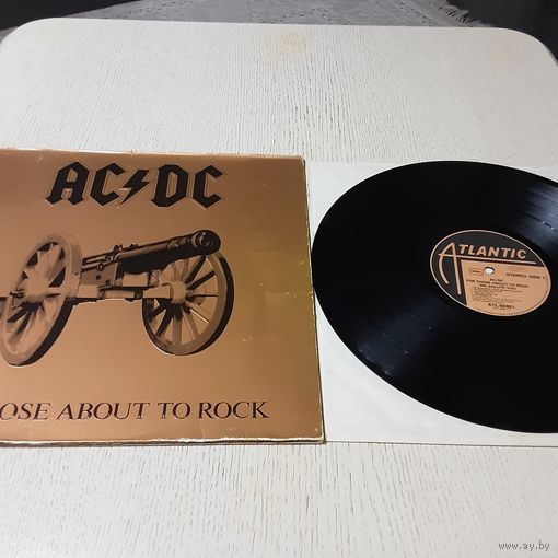 AC/DC - 1981 - FOR THOSE ABOUT TO ROCK ... WE SALUTE YOU (GERMANY) LP