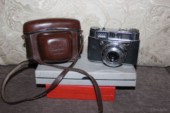 Фотоаппарат "Kodak Retinette 1B", затвор срабатывает на всех выдержках.