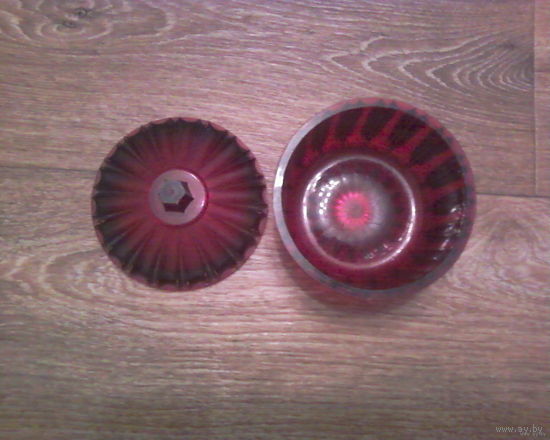 Сахарница пластмассовая с крышкой(Ретро)-СССР.