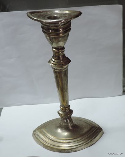 Подсвечник 50-60-е годы Европа. Латунь. Высота 23 см.