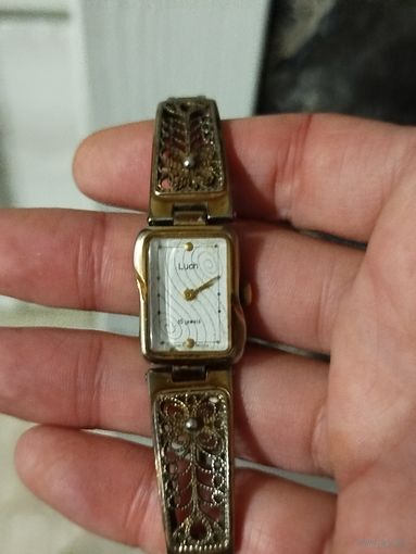 Женские часы Лу,механика,скань,на ходу,с рубля