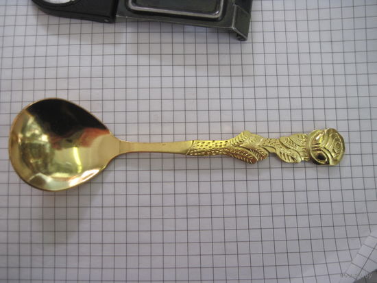 Чайная ложка с рубля!