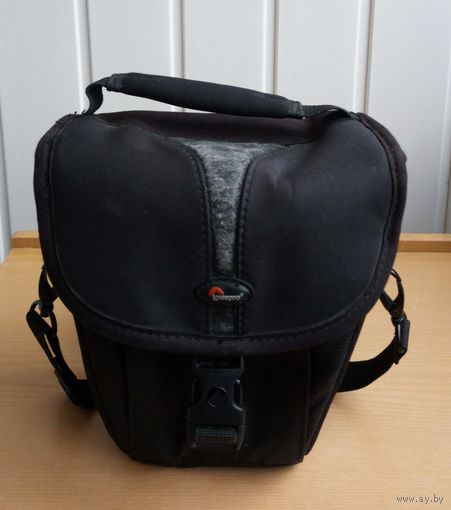 Фотосумка для фотоаппарата Lowepro TLZ20.