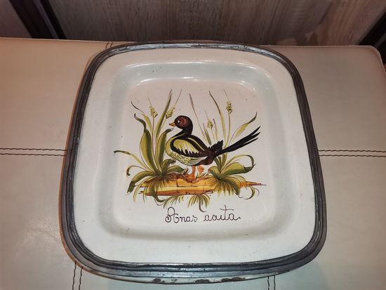 Тяжёлая, керамическая тарелка с изображением Утки-Шилохвость и оловянной отделкой по краю, Осло, Норвегия.