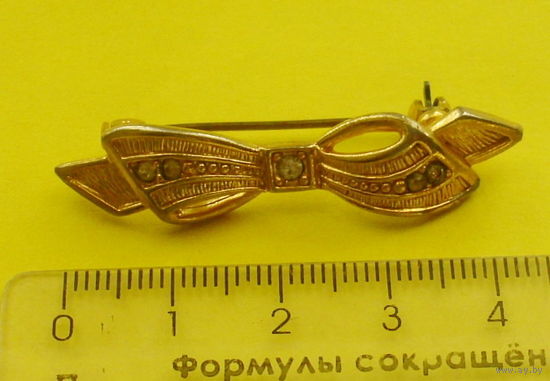 Брошь СССР. Позолота. 110.