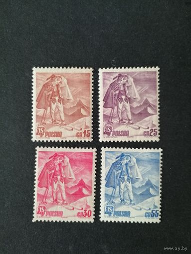 Польша 1939 Полная серия марок "Кубок мира по лыжным гонкам в Закопане" (две первые марки чистые**, две последние чистые* с наклейками) Mi.351-354 каталог 20.00 евро
