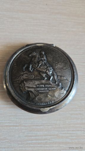 Пудреница серебро 875 проба супер состояние
