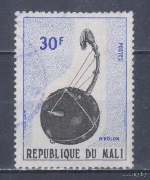[1184] Мали 1973. Культура.Музыка.Инструменты.30фр. Гашеная марка.