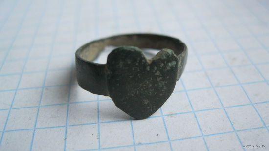 Перстень старинный.