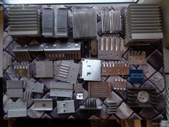 Радиаторы (цена за все)