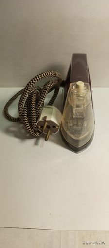 Утюг Дорожный миниатюрный, рабочий, с отпаривателем