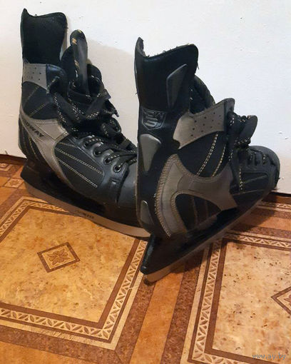Продам хоккейные коньки, р-р 42, мужские, Nordway