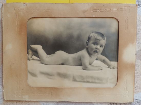 Фото рисованное "Голыш", 28*22 см, 1920-1930-е гг.