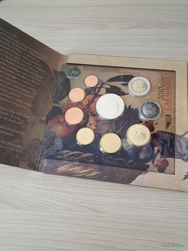 Сан-Марино 2010 год. 1, 2, 5, 10, 20, 50 евроцентов, 1, 2 и 5 Евро. Официальный набор монет в буклете с серебром