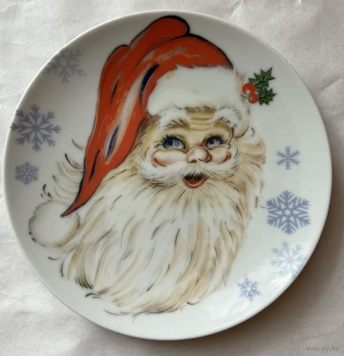 Тарелка фарфоровая   "Дед Мороз"      ДФЗ