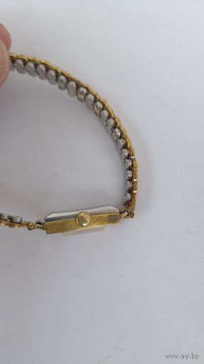 Часы швейцарские, позолота , на ходу