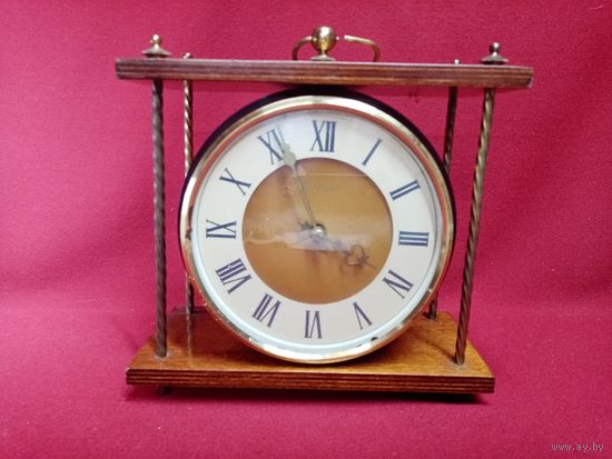 С 3 р без мц. часы "Весна", 21х20х10см. коробка 4.7р.