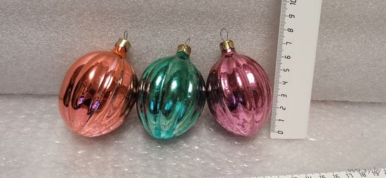 Ёлочные игрушки. Шарики.  1-3