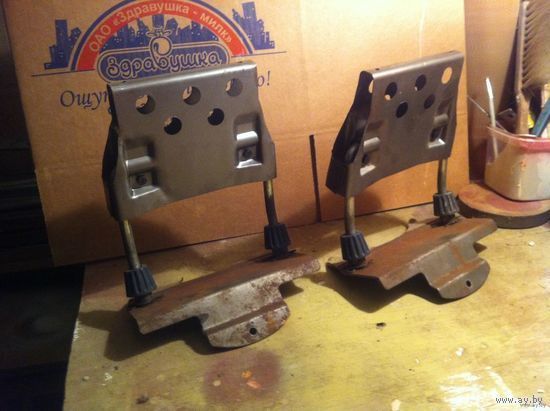 - КАРКАСЫ АВТО-ПОДГОЛОВНИКОВ 2 шт