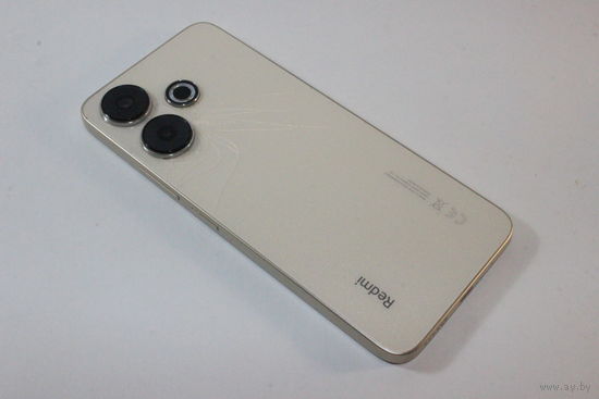 Телефон Xiaomi Redmi 13 6GB/128GB без NFC международная версия (солнечный желтый)