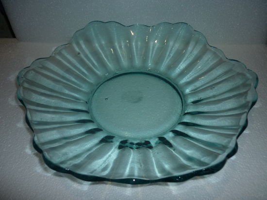 Конфетница-фруктовница 30-50-ые. Цветное Стекло. Ручная работа