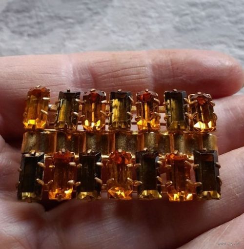 Винтажная брошь