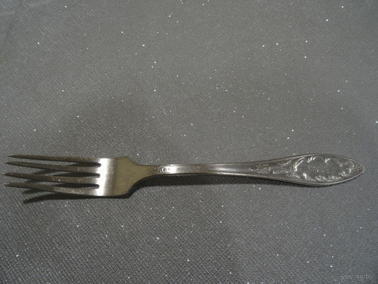 Вилка, винтаж  СССР, нейзильбер, клеймо МНЦ, г.Кольчугино, модель "Пламя (Огонь)",длина 21,5 см.