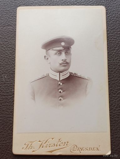 Фотография военного. Дрезден. Саксония. Германская Империя. XIX век. Размер 6,5 х 10,5 см. Торги с 1 рубля.