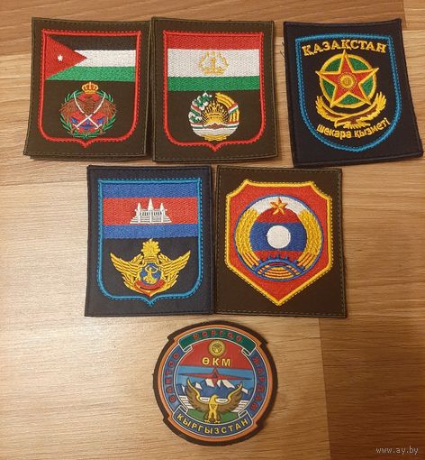 5 шевронов на липучке + 1 (6 стран)