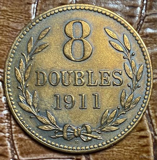 Монета 8 дублей 1911 год. Гернси. Георг V