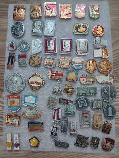 Значки на выбор ( распродажа коллекции)