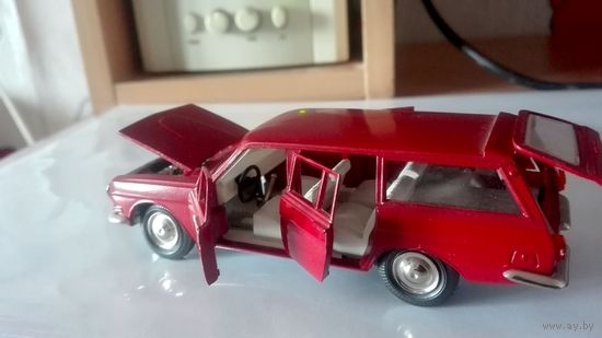 Модель Волга 24-02  СССР 1/43.