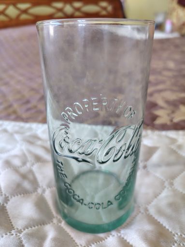 Стакан Coca-Cola