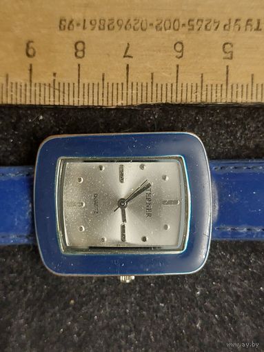 Часы наручные синие