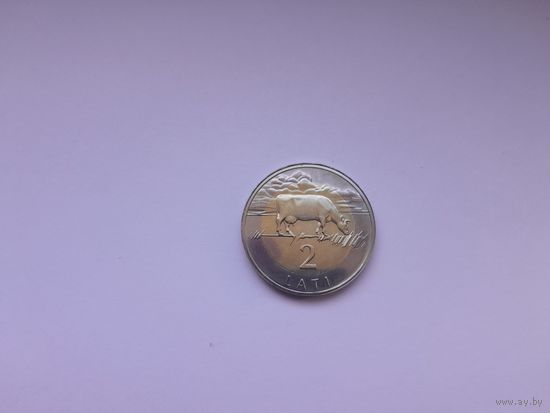 2 лата 2003 года. Латвия. Корова. Биметалл. UNC
