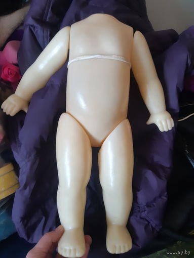 Тело и всё  что на фото от куклы Мила 8 Марта