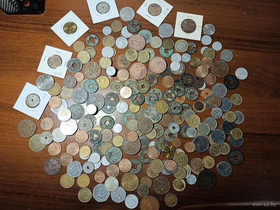 1 кг монет. Основа старая Япония