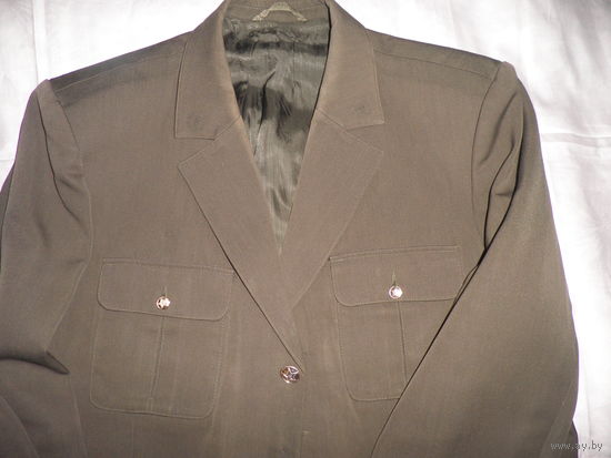 Для реконструкций событий ВОВ и к Дню Победы!Китель и две рубашки офицерские.(лот 04).Как новое!С рубля.