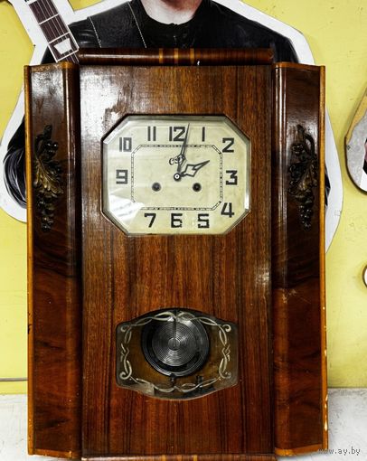 БОЛЬШИЕ НАСТЕННЫЕ ЧАСЫ СССР "ОЧЗ" (КОМПЛЕКТ МАЯТНИК КЛЮЧ)