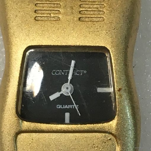 Часы quartz