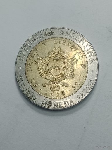 Аргентина 1 песо 2010 года .