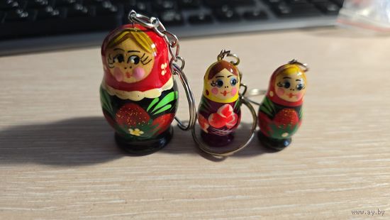 Матрешка брелок