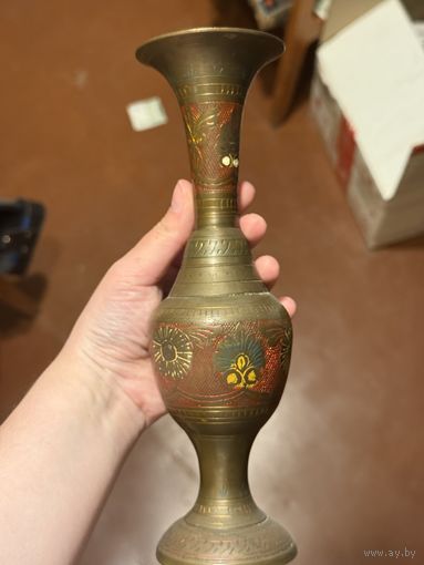 Латунная ваза