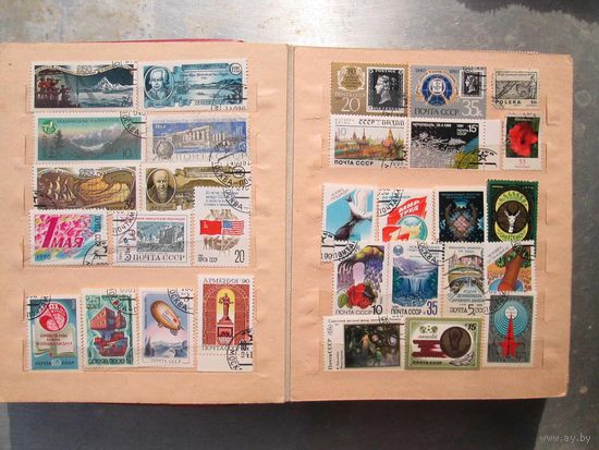 Альбом для марок и 345 марок в альбоме