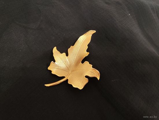 Брошь Осенний лист